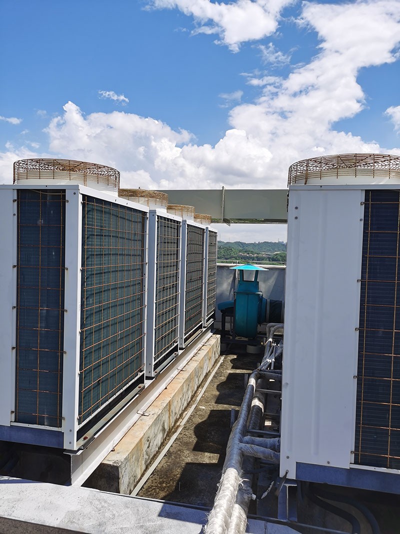 實(shí)驗(yàn)室暖通系統(tǒng)施工與調(diào)試